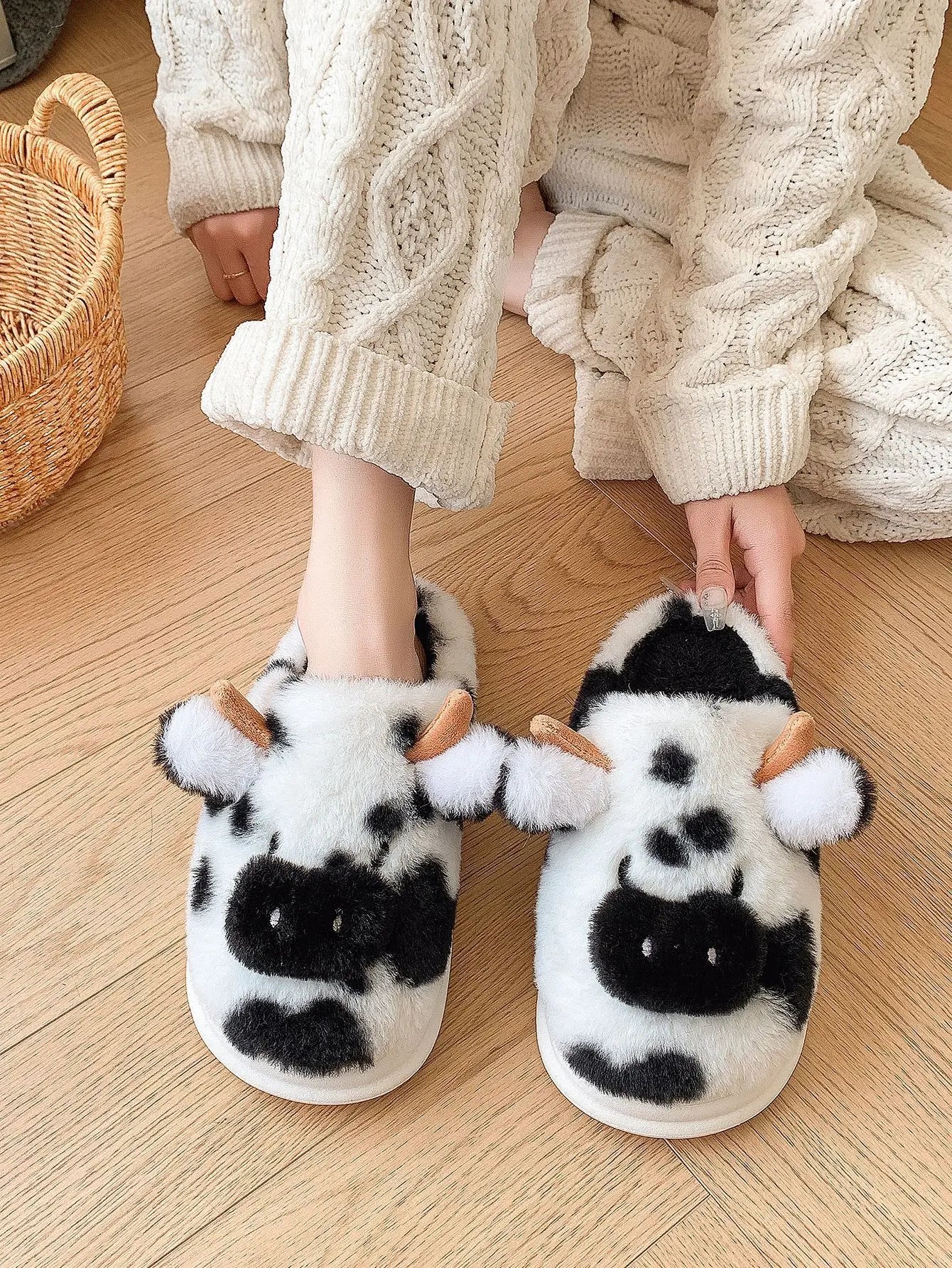 LItfun Fashion Winter Cotton Slippers Women Plush Lining House Slippers Lovely Milk Cow Women Slippers Fluffy Fuzzy Women Slides