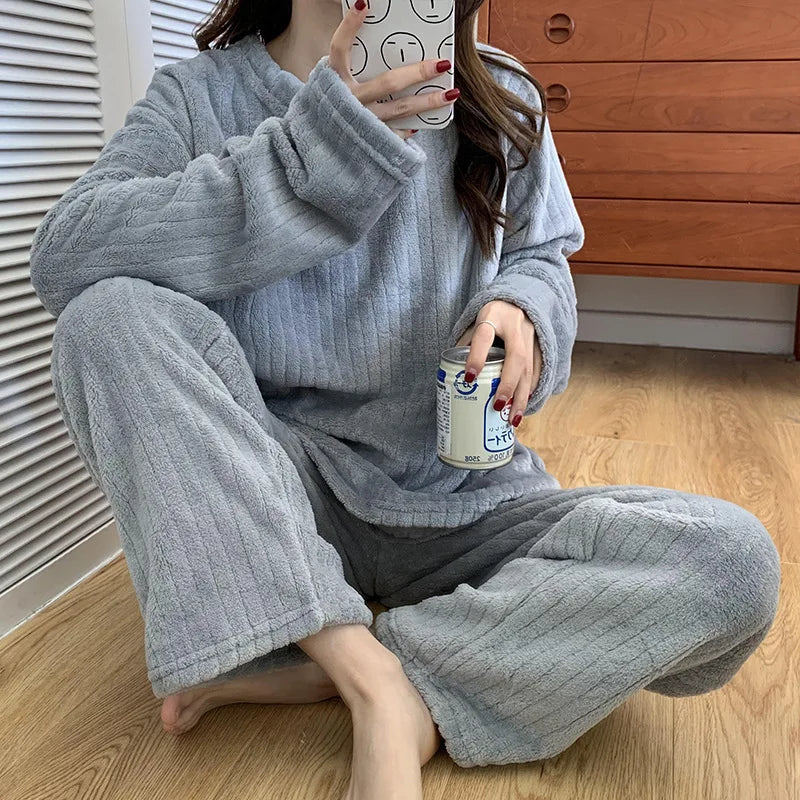 Kawaii Women Pyjamas Sets  Autumn Winter Warm Flannel Thick Homewear Long Sleeve Cartoon Sleepwear Female Pajamas Suit 2 Piece