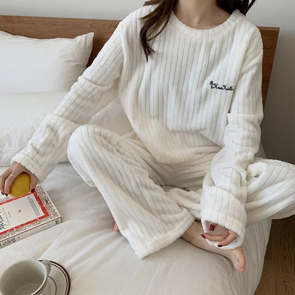 Kawaii Women Pyjamas Sets  Autumn Winter Warm Flannel Thick Homewear Long Sleeve Cartoon Sleepwear Female Pajamas Suit 2 Piece