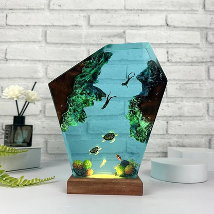 Underwater Adventure Organism Resin Table Light Creactive Art Decoration Lamp Sea Turtle Divers Theme Night Light USB Charge